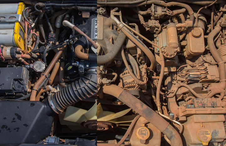 engine-bay-clean-and-dirty-720x465.jpg
